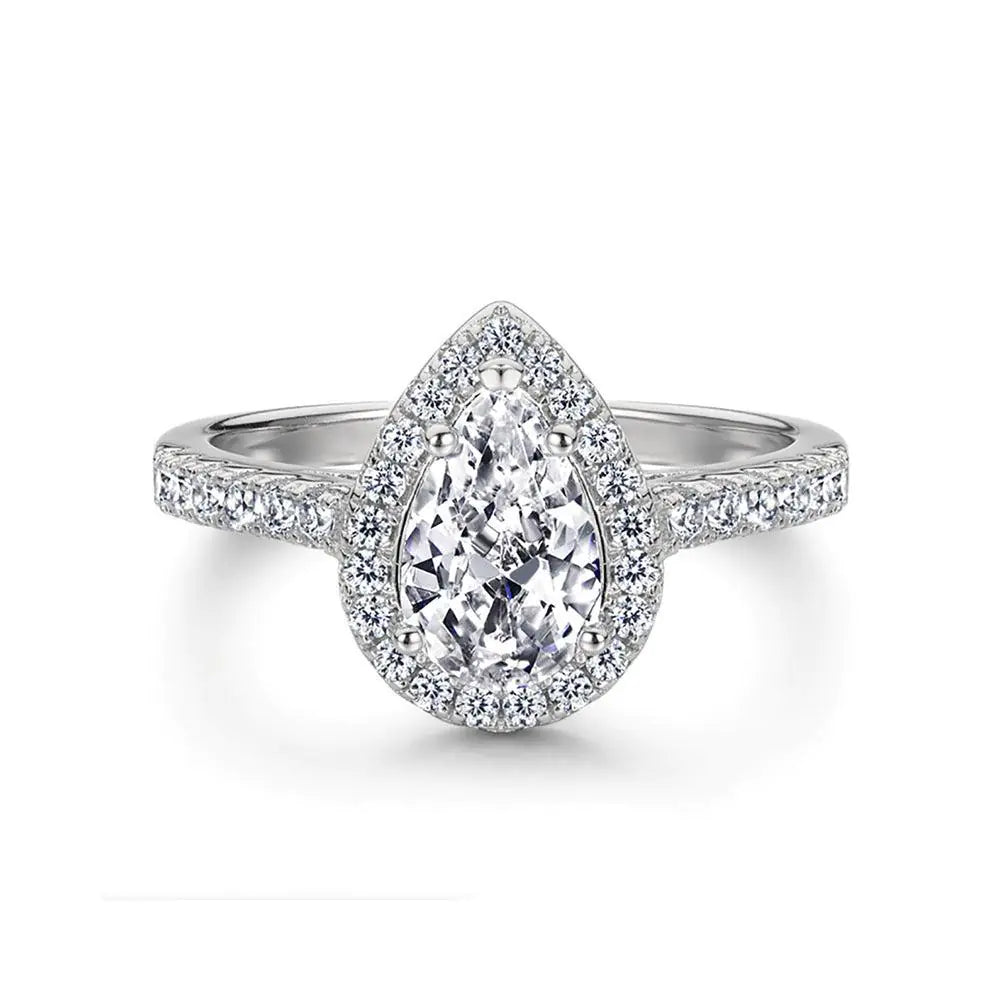 Wassertropfen-Zirkonring: Zeitlose Eleganz und schillerndes Funkeln