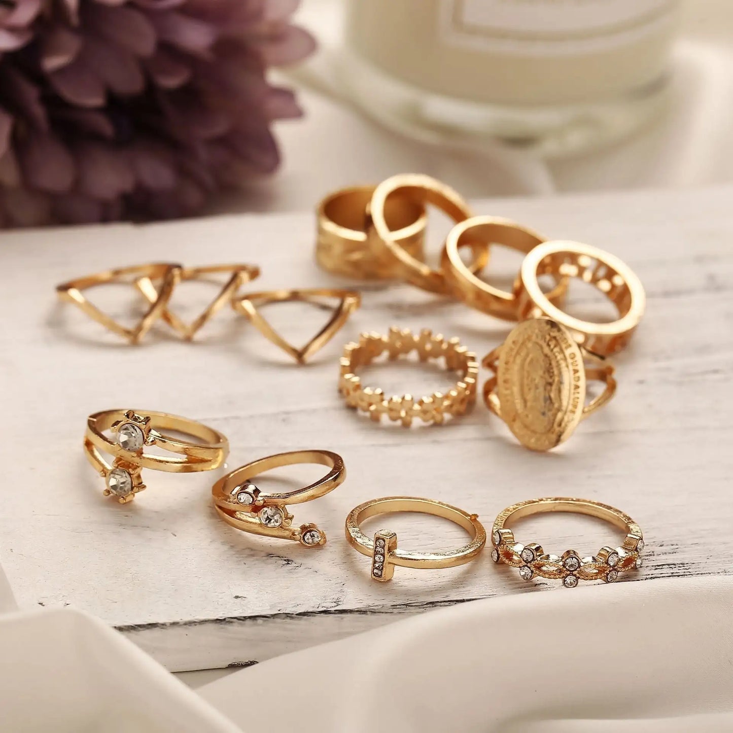 Medaillon-Ring-Set: Eleganz und Vielseitigkeit neu definiert