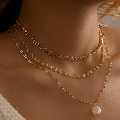 Bohemian Pearl Pendant Necklace: Grace Meets Bohemian Spirit