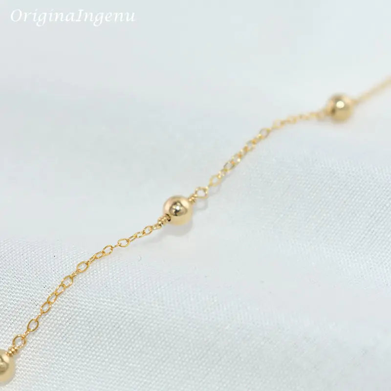 Pulsera de cuentas rellenas de oro: elegancia atemporal, sofisticación cotidiana