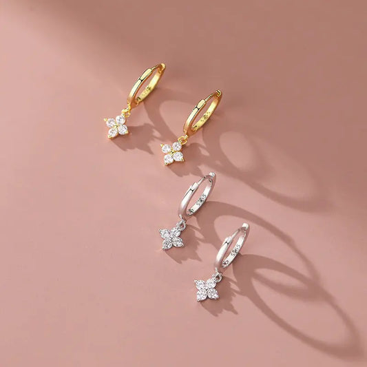 Sterling Silver Floral Sweet Earrings: Luxury and Sophistication