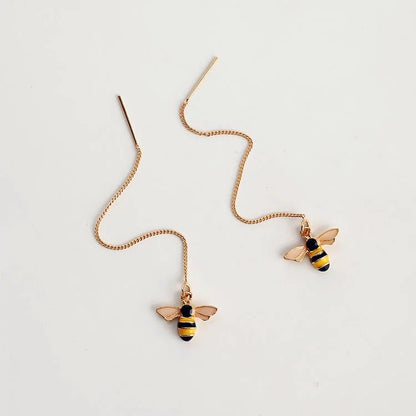 Pendientes de abeja delicados: elegancia sutil con un toque caprichoso