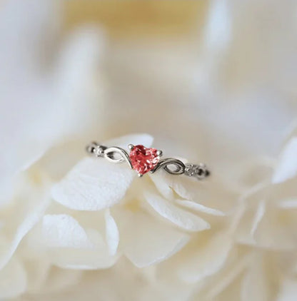 Simple Heart Ring: A Symbol of Love and Elegance