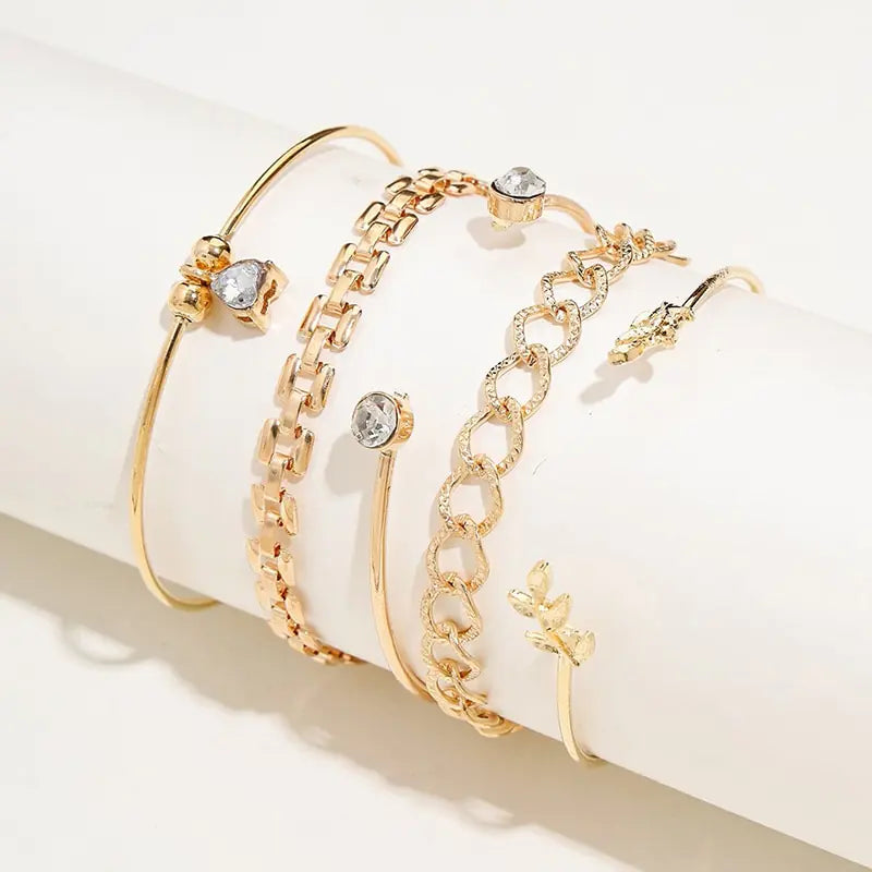 Trendy Chain Bracelet Set: Modern Sophistication Meets Bold Style