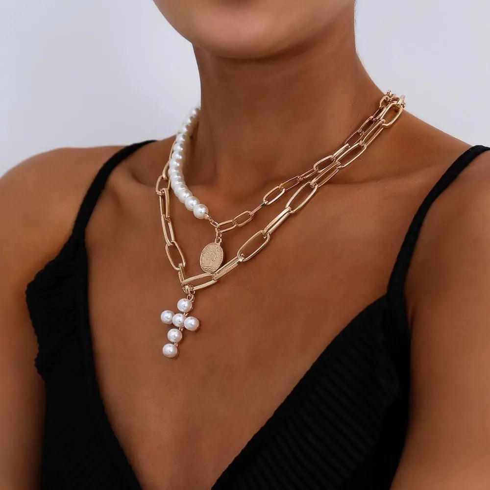 Choker-Anhänger-Halskette: Zeitloser Charme und moderne Eleganz