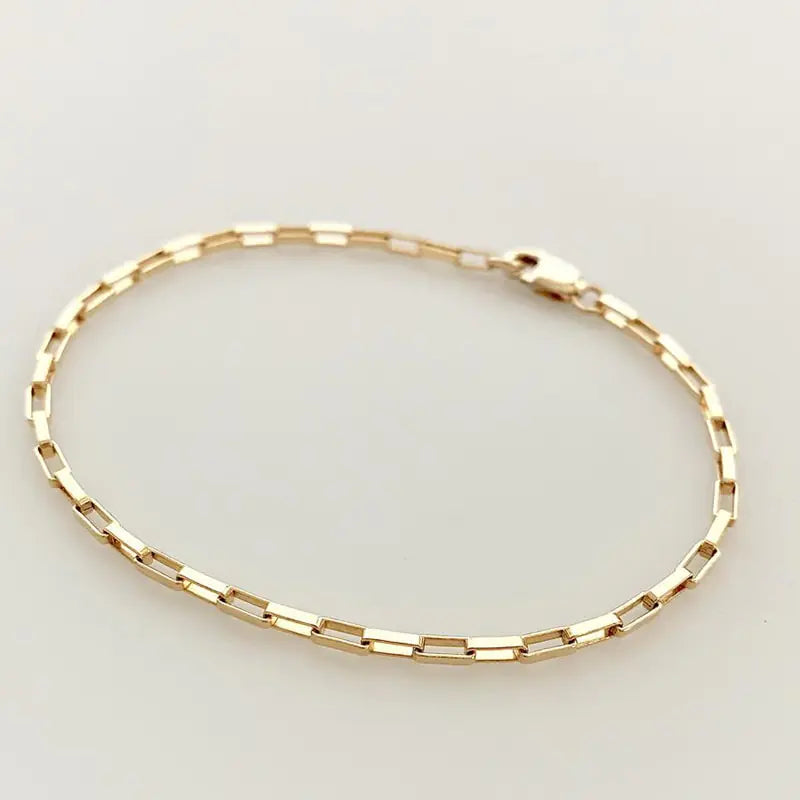 Luxe Link Bracelet: Timeless Sophistication for Every Occasion