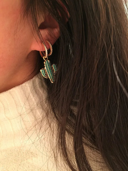 Summer Green Cactus Earrings: A Perfect Blend of Chic Elegance and Modern Style