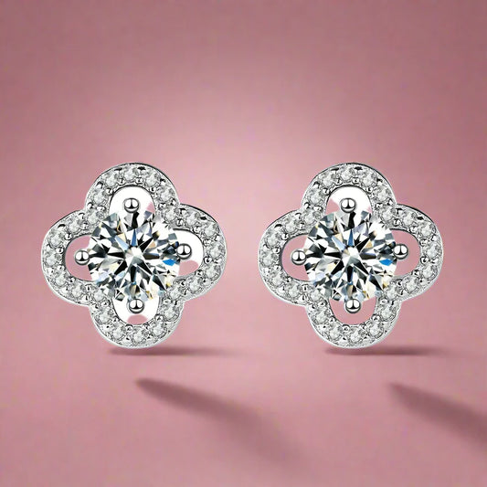 Four Leaf Clover Moissanite Stud Earrings: A Symbol of Elegance and Fortune