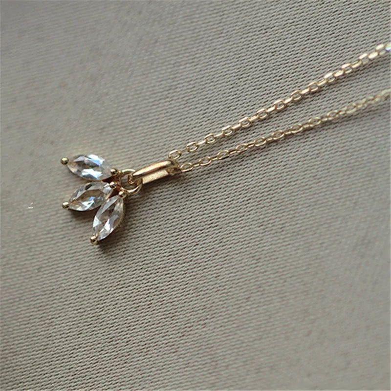 French Clover Pendant Necklace: A Timeless Symbol of Elegance