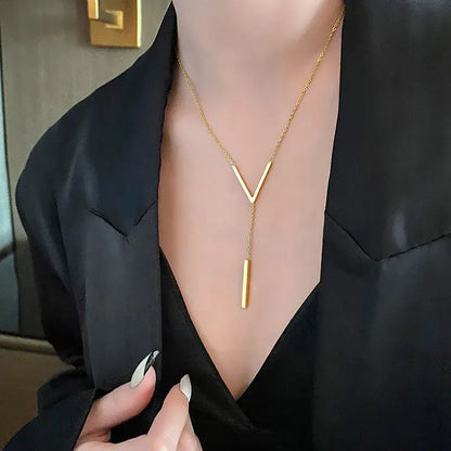 V-Shaped Long Clavicle Necklace: Effortless Elegance