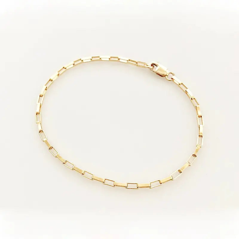 Luxe Link Bracelet: Timeless Sophistication for Every Occasion