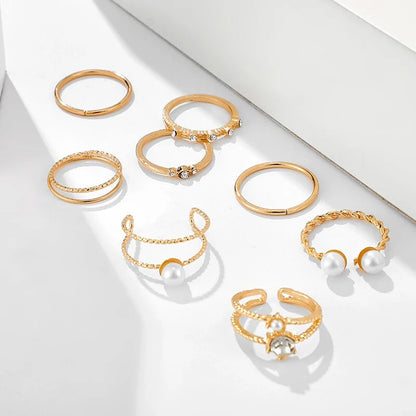 Golden Ring Set: Sophistication Meets Modern Glamour