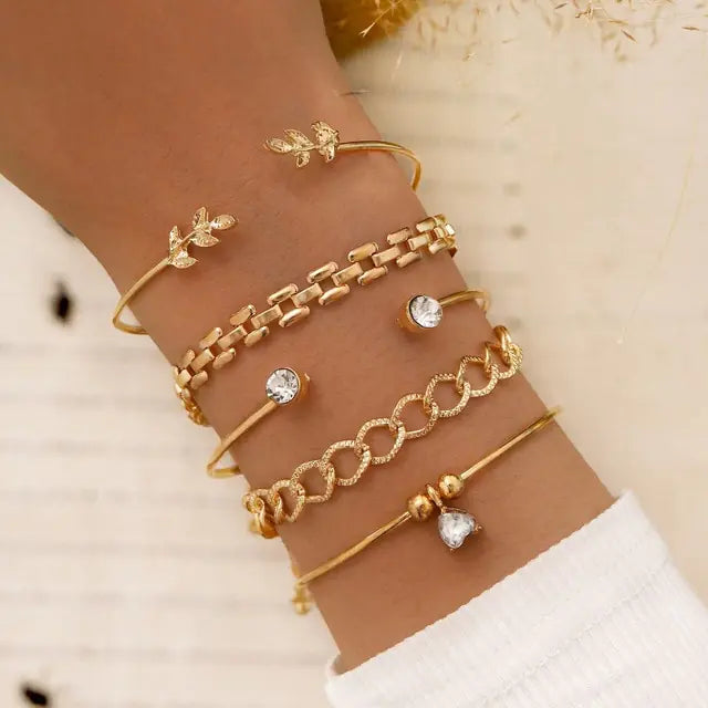 Inlaid Bracelet Jewelry Set: Timeless Sophistication, Meticulous Craftsmanship