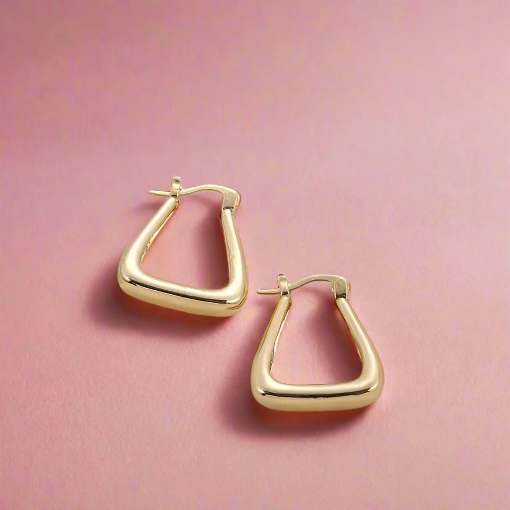 Statement Geometric Hoop Earrings: Bold and Elegant