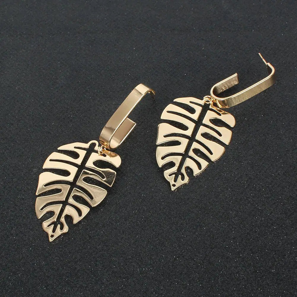 Golden Leaf Dangle Earrings: Timeless Elegance for Every Occasion