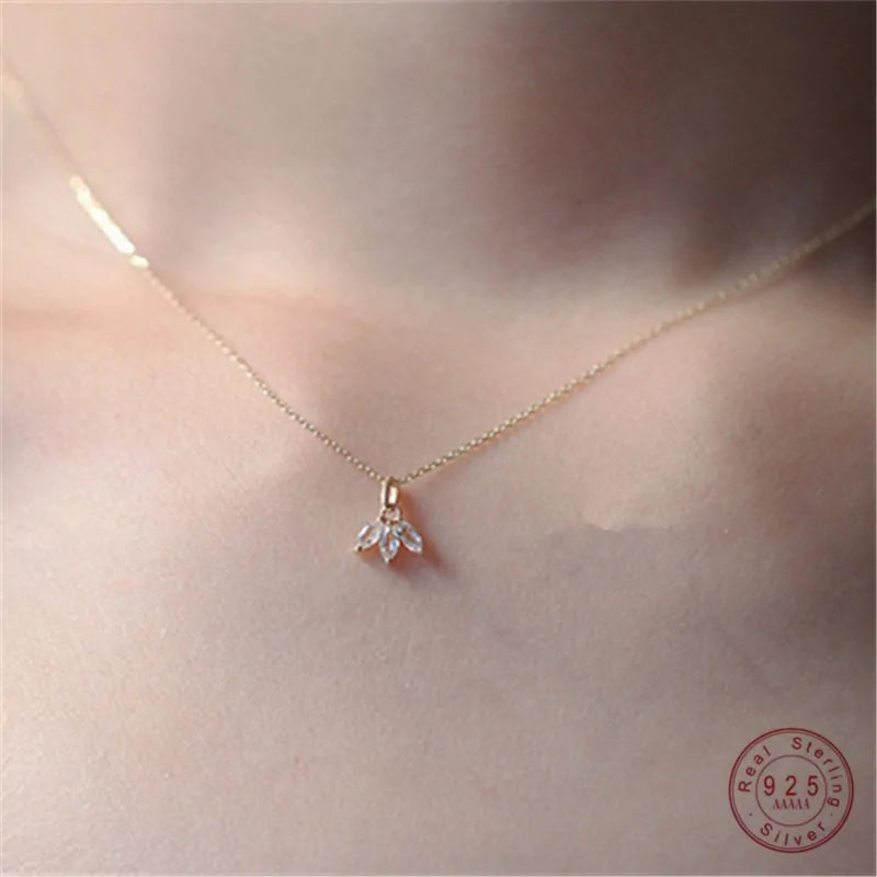 French Clover Pendant Necklace: A Timeless Symbol of Elegance